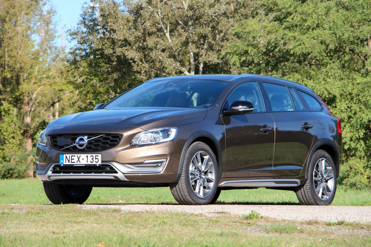 VOLVO V60
