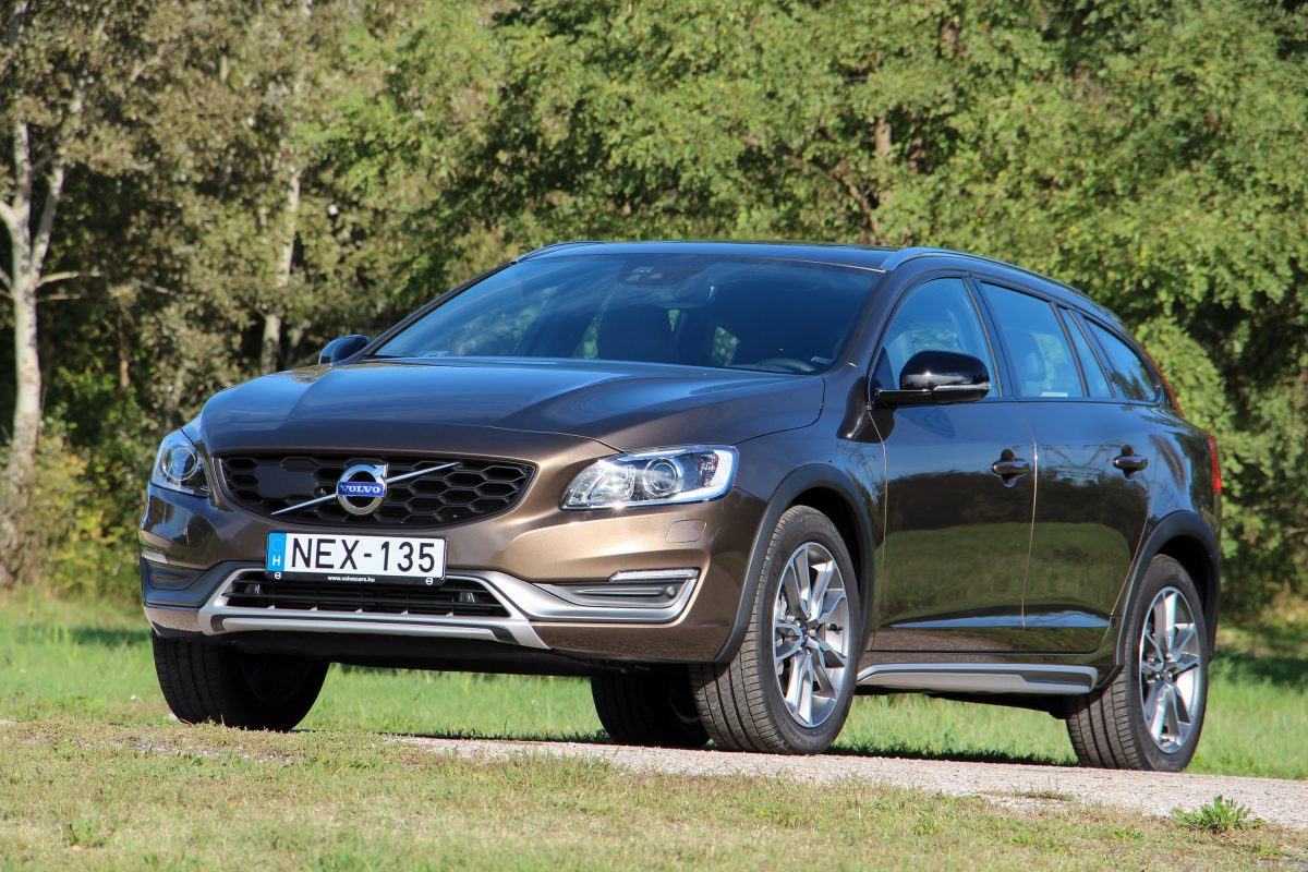 VOLVO V60