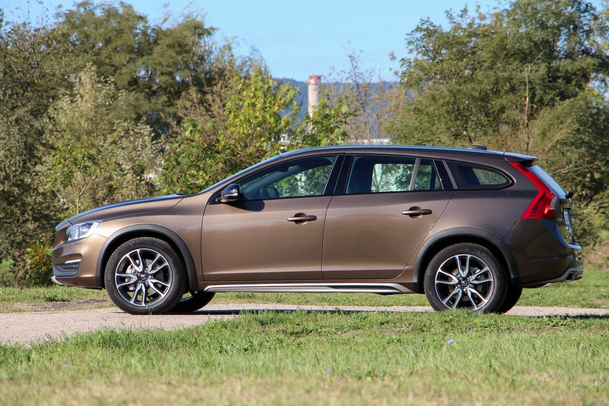 VOLVO V60