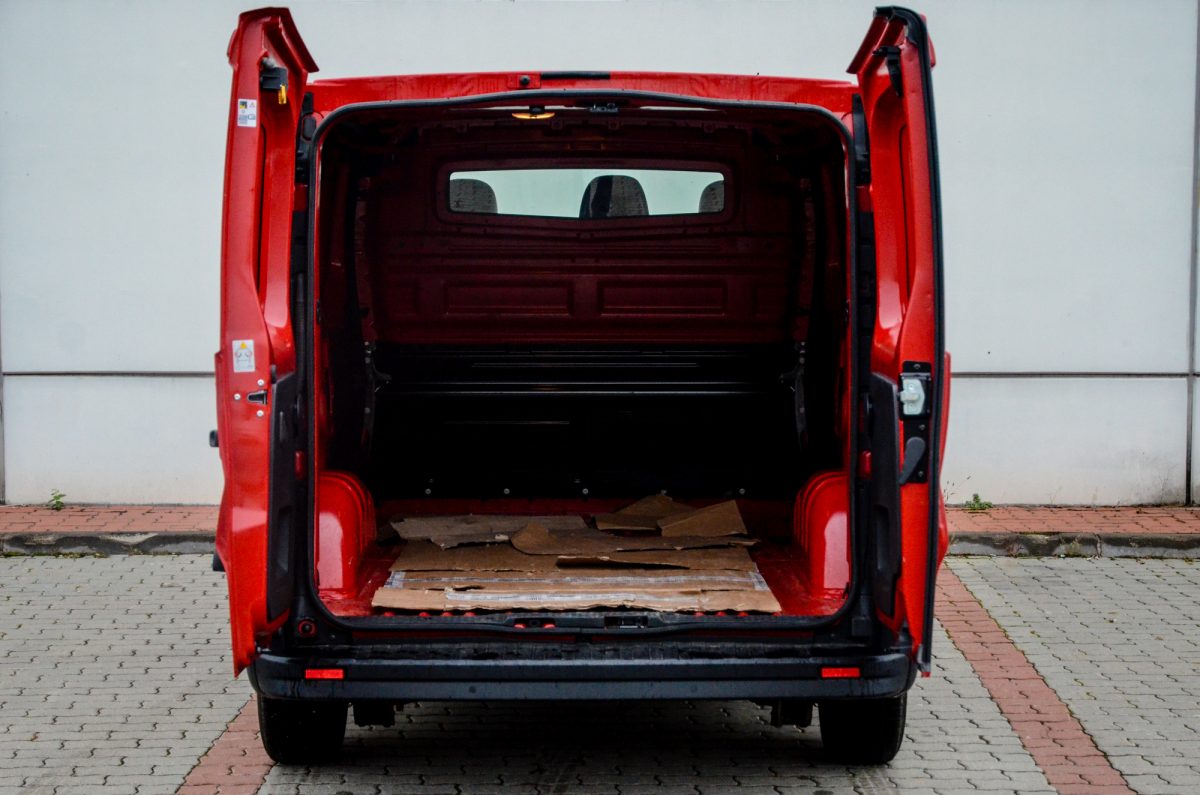 RENAULT TRAFIC