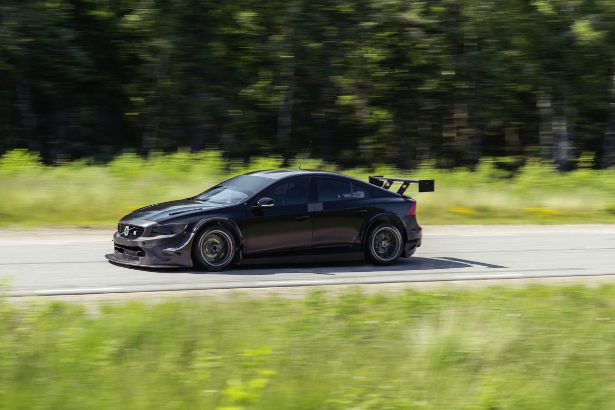 VOLVO