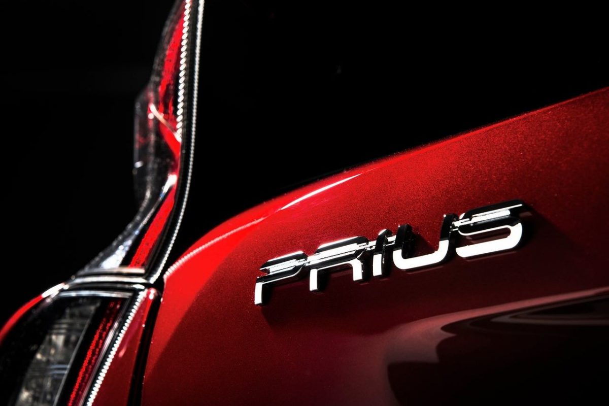 TOYOTA PRIUS