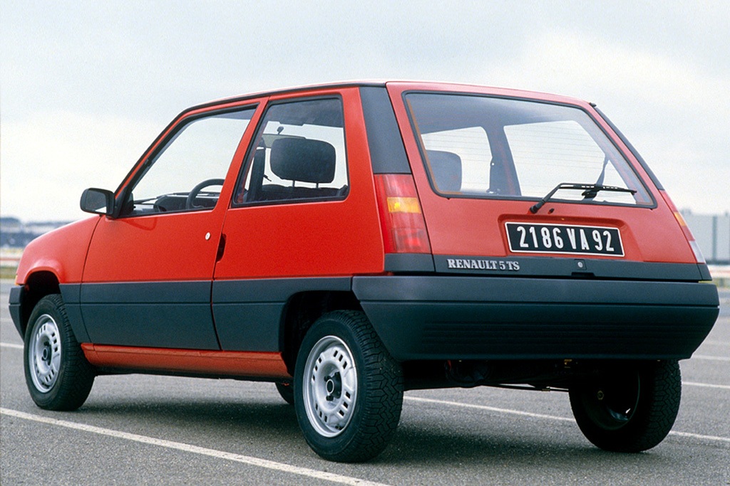 RENAULT