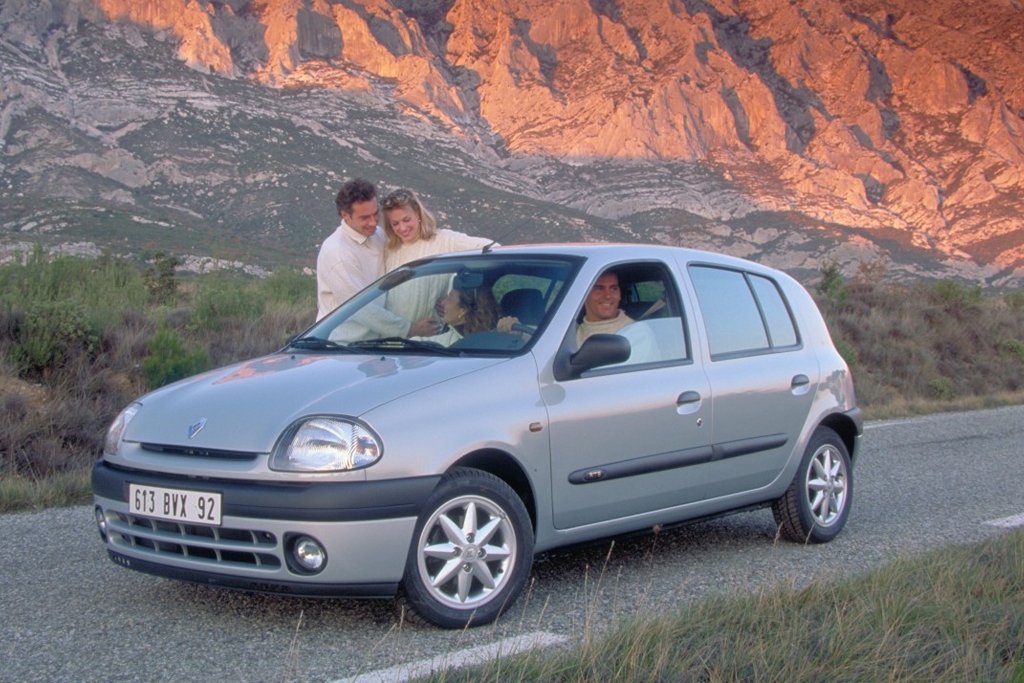 RENAULT