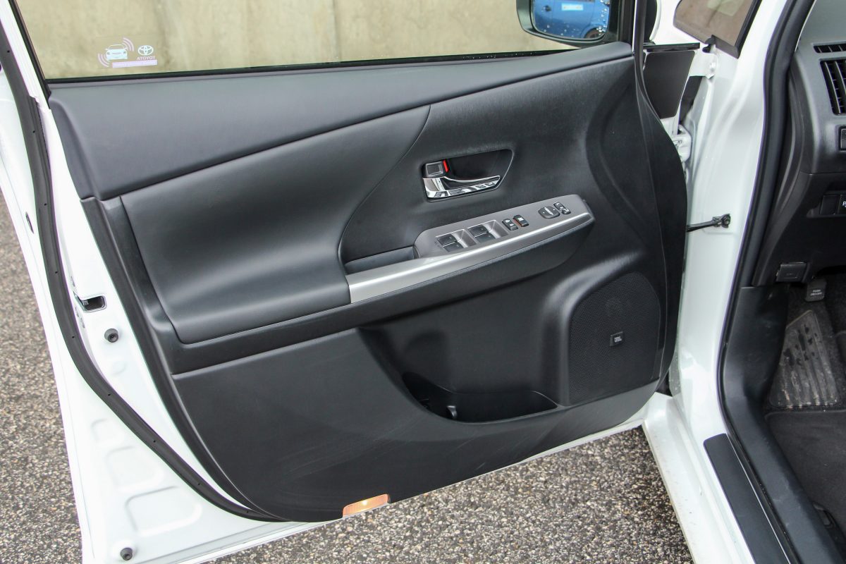 TOYOTA PRIUS+