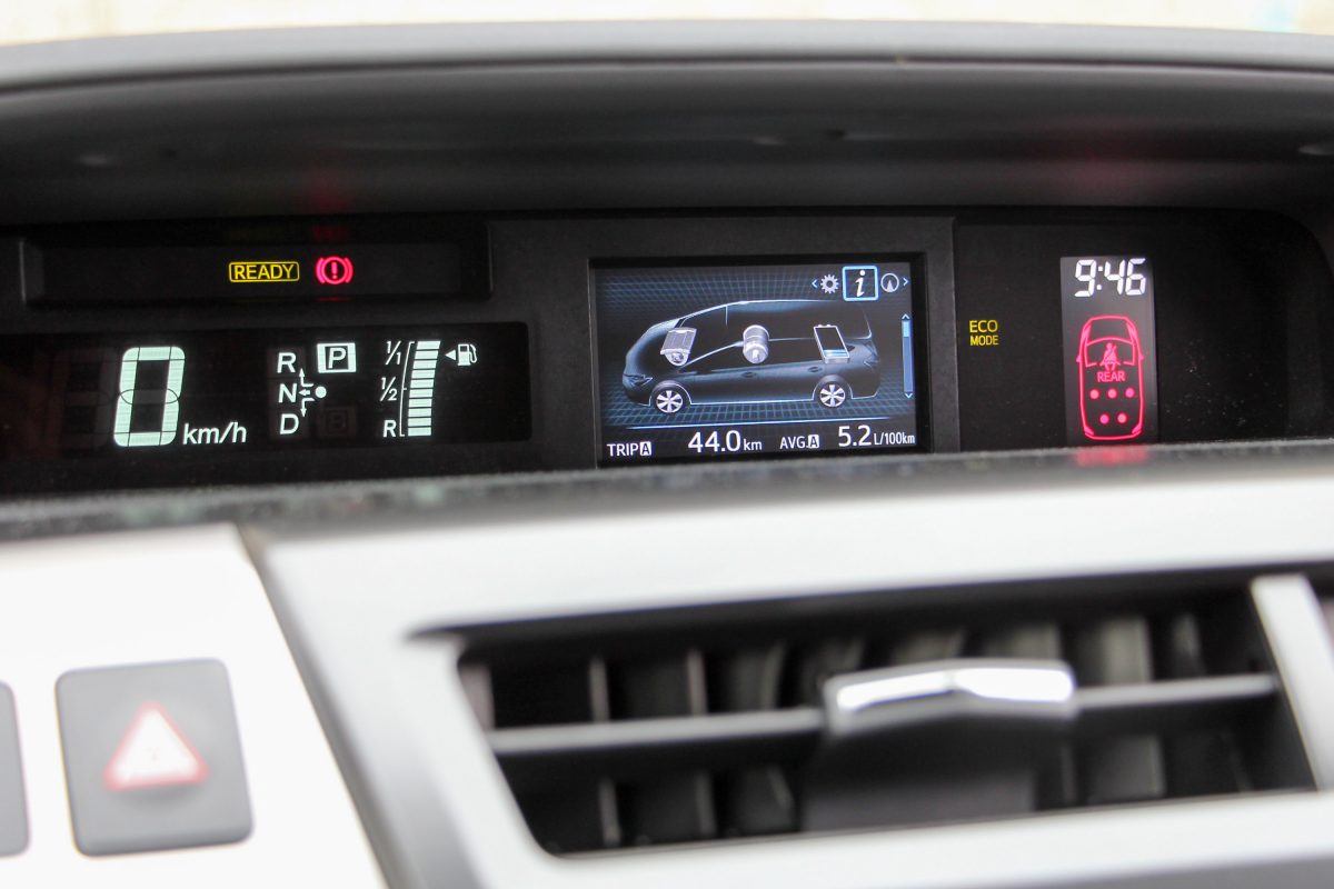 TOYOTA PRIUS+