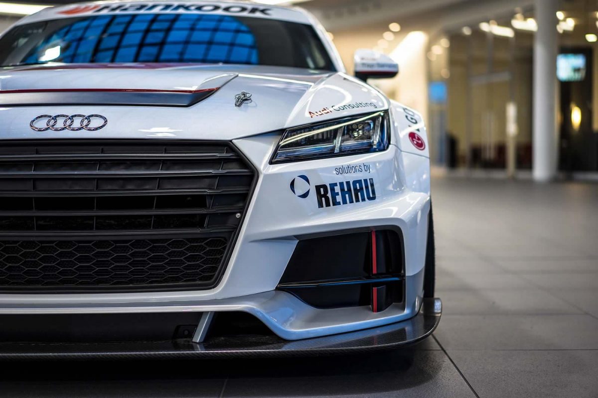 AUDI TT