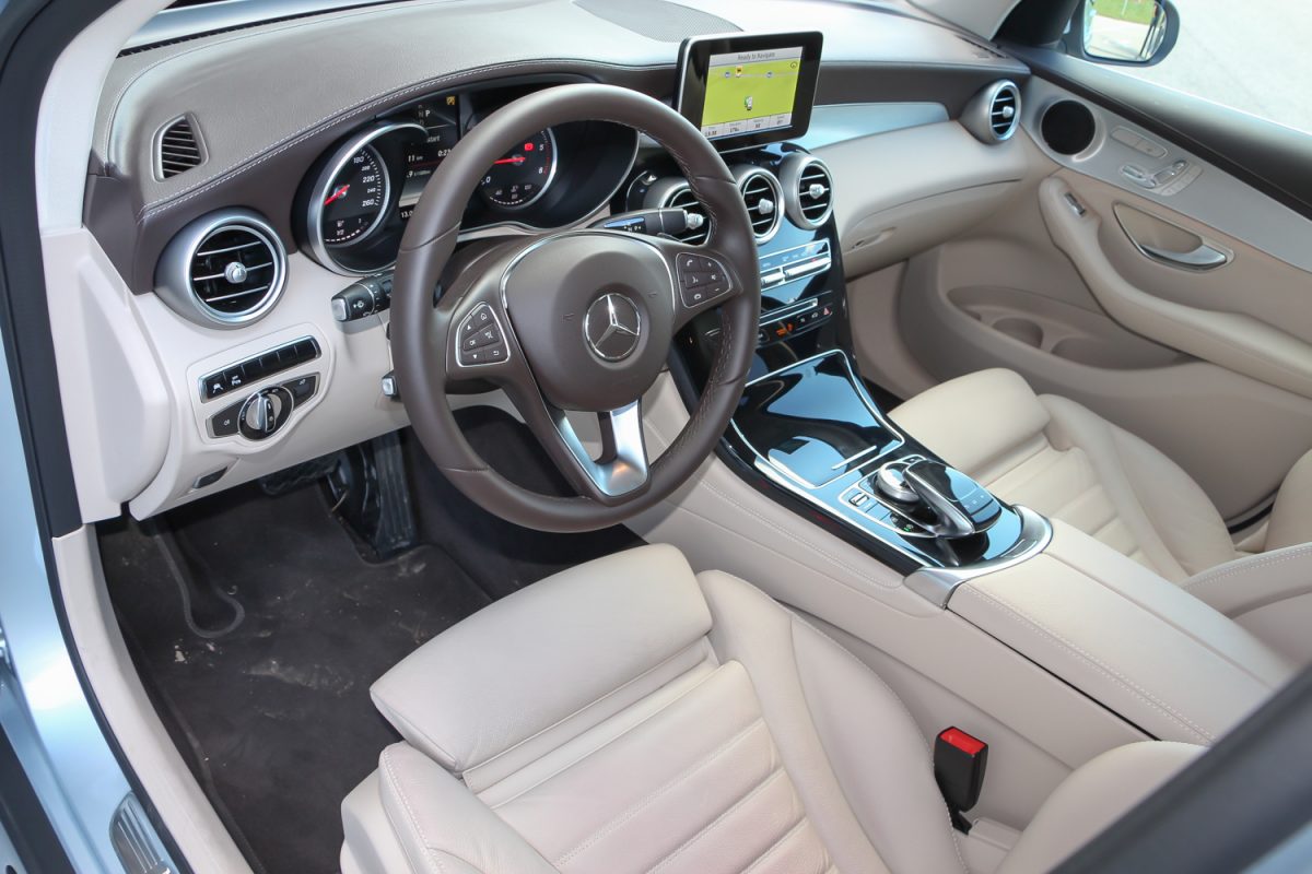 MERCEDES-BENZ
