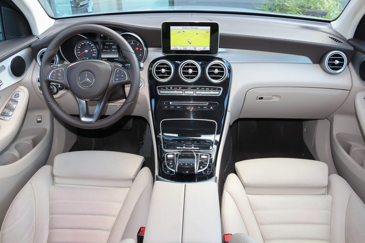 MERCEDES-BENZ