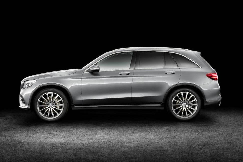 MERCEDES-BENZ