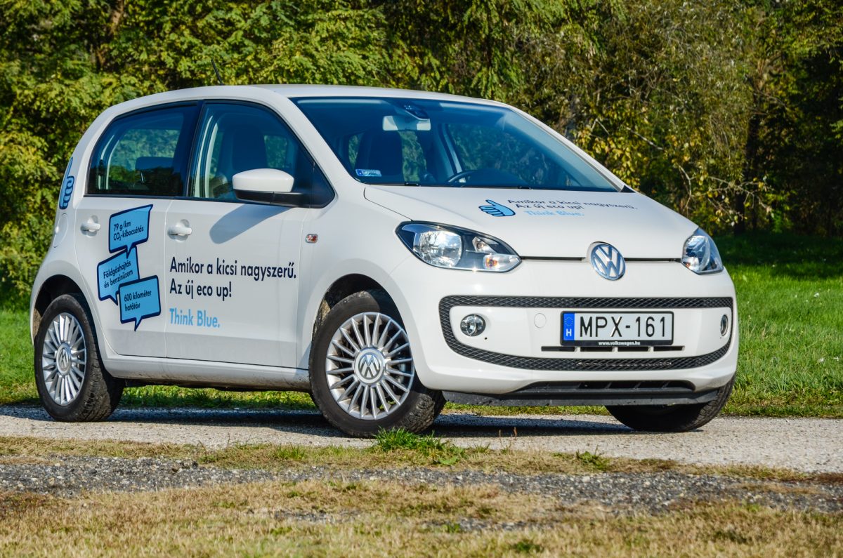 VOLKSWAGEN UP