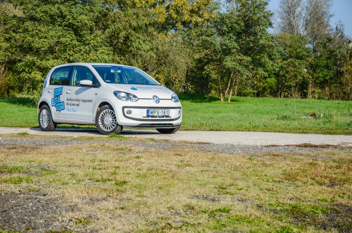 VOLKSWAGEN UP