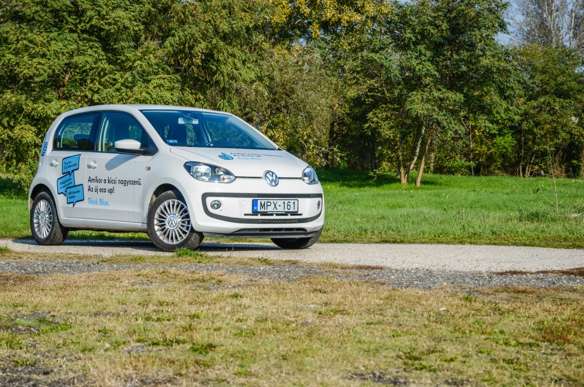 VOLKSWAGEN UP