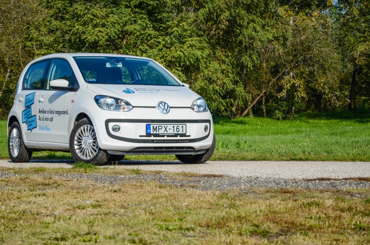 VOLKSWAGEN UP
