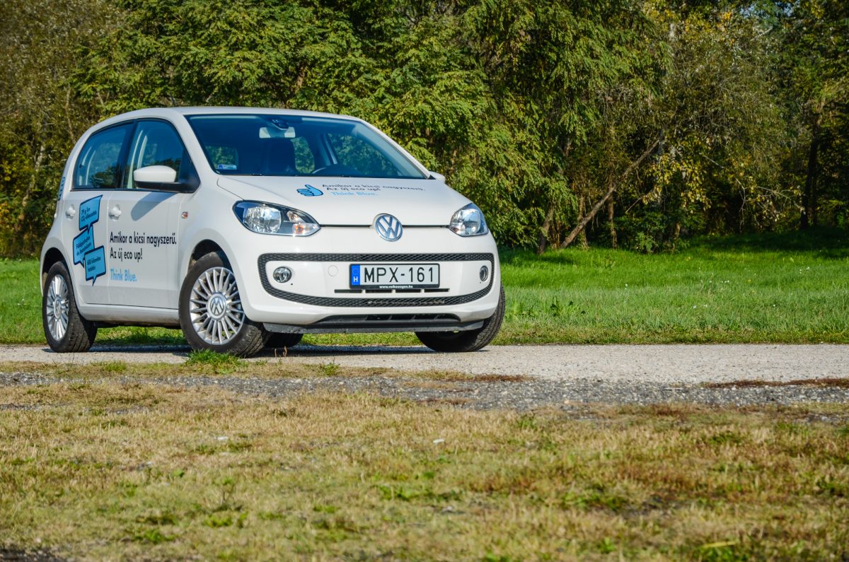 VOLKSWAGEN UP