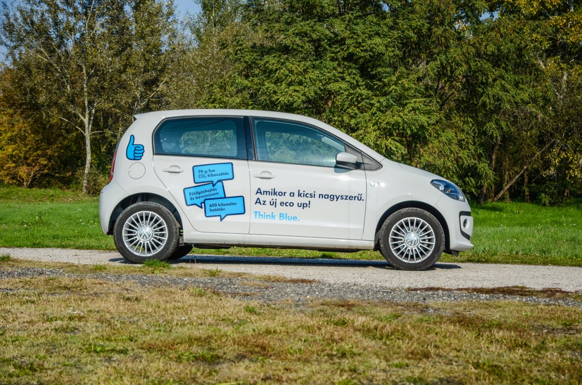 VOLKSWAGEN UP