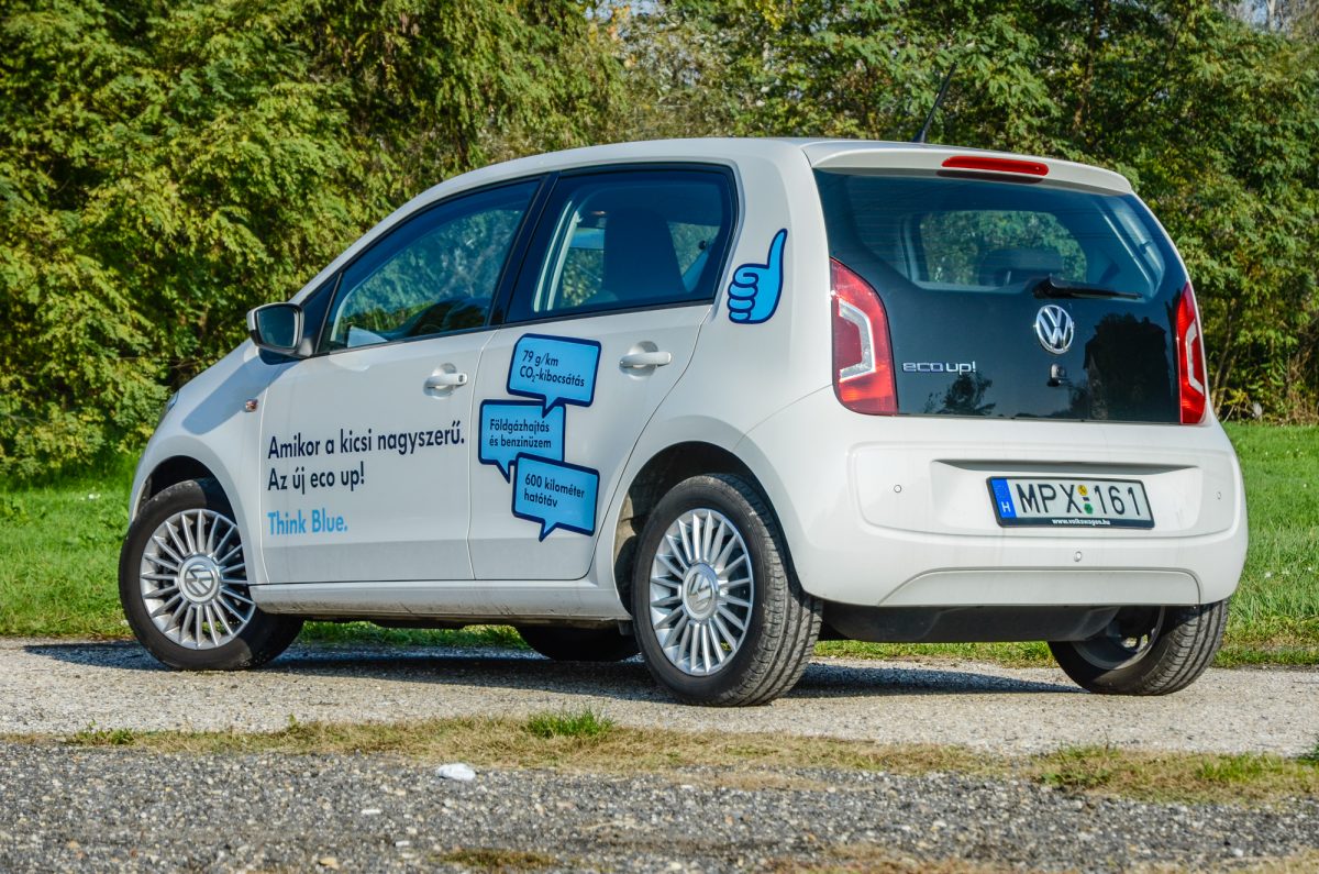 VOLKSWAGEN UP