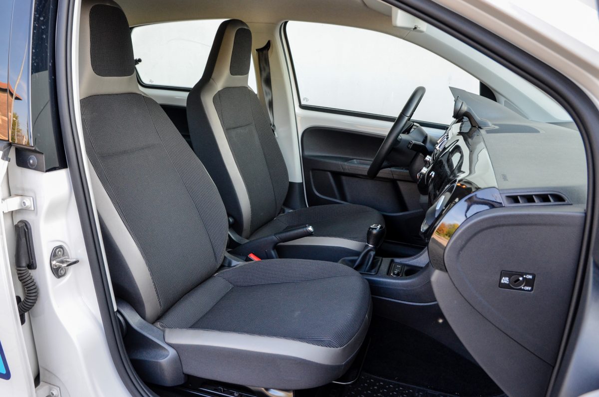 VOLKSWAGEN UP