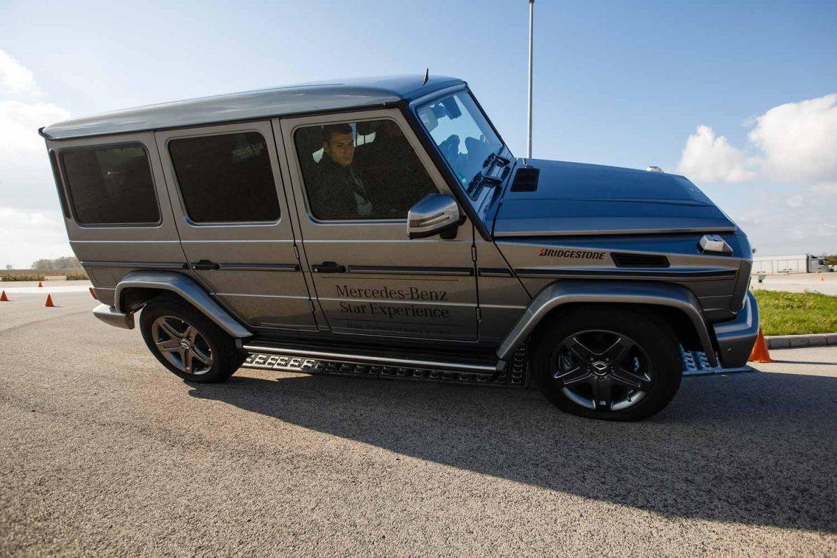 MERCEDES-BENZ