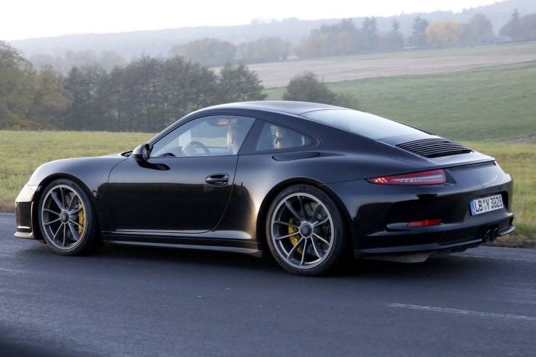 PORSCHE
