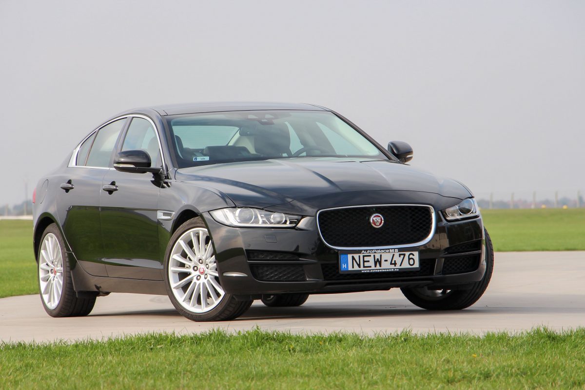 JAGUAR X-TYPE