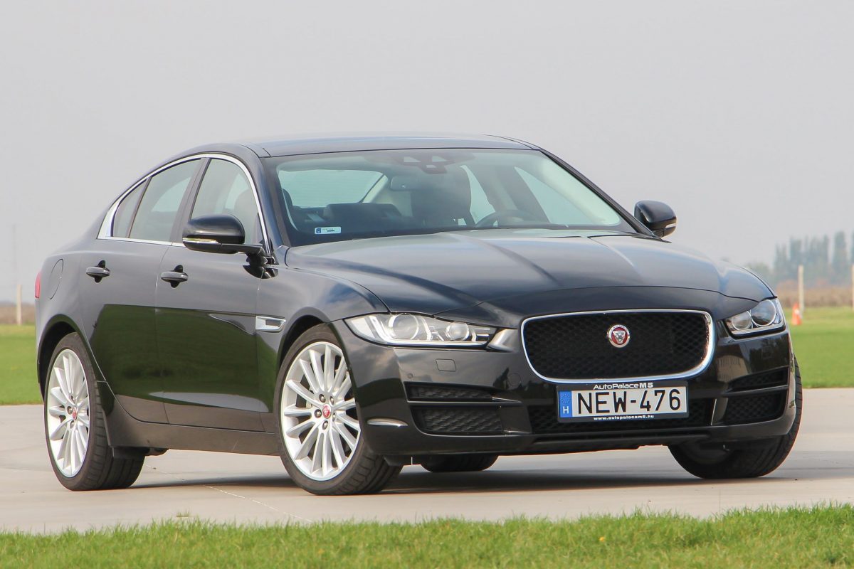 JAGUAR X-TYPE