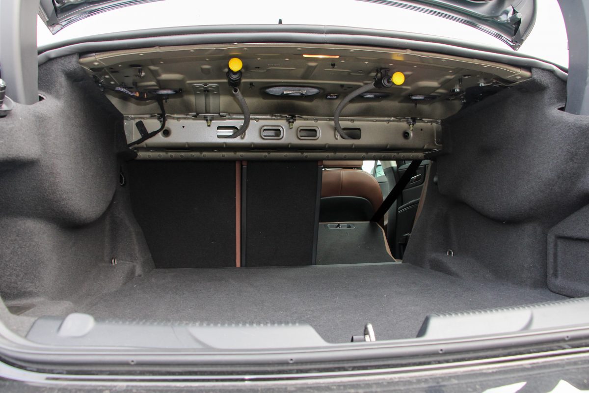 JAGUAR X-TYPE