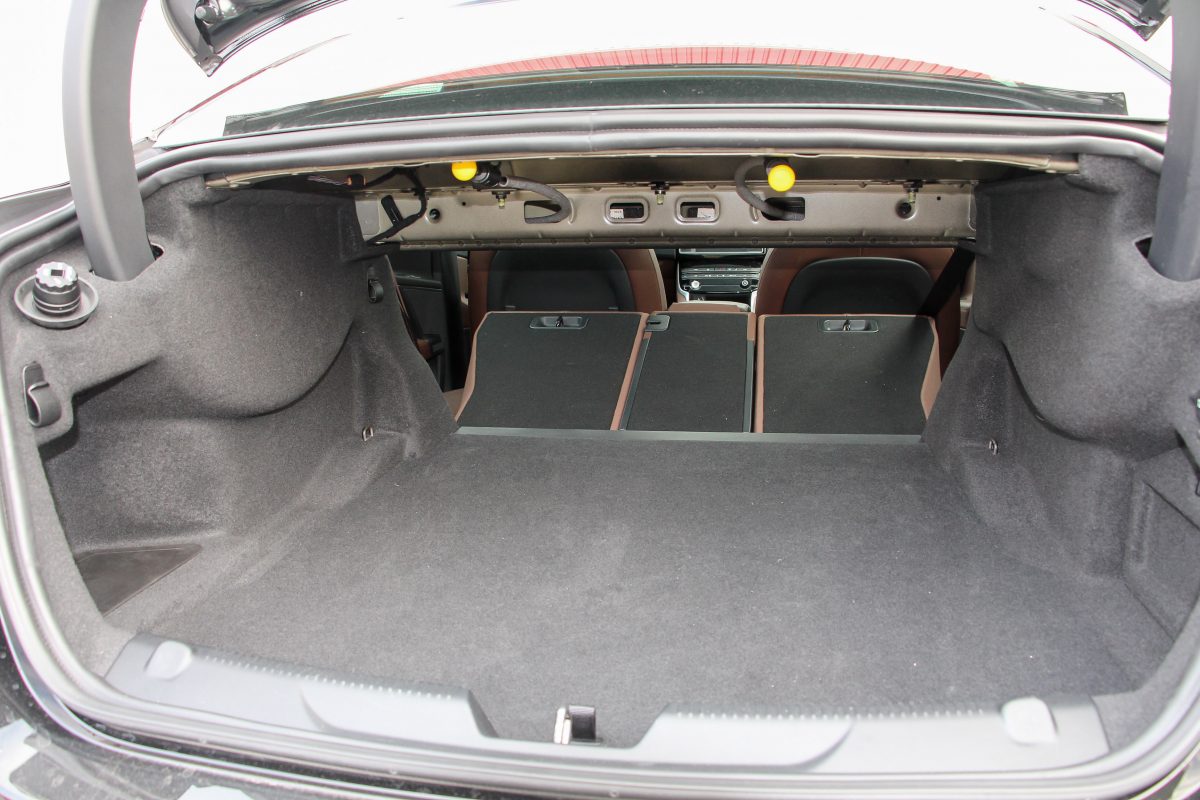 JAGUAR X-TYPE