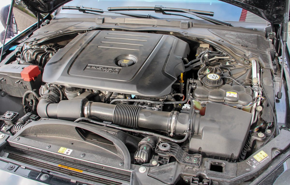 JAGUAR X-TYPE
