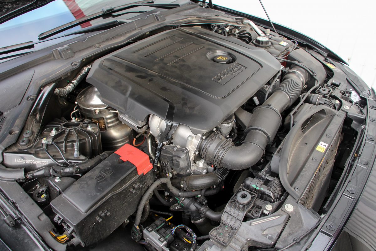 JAGUAR X-TYPE