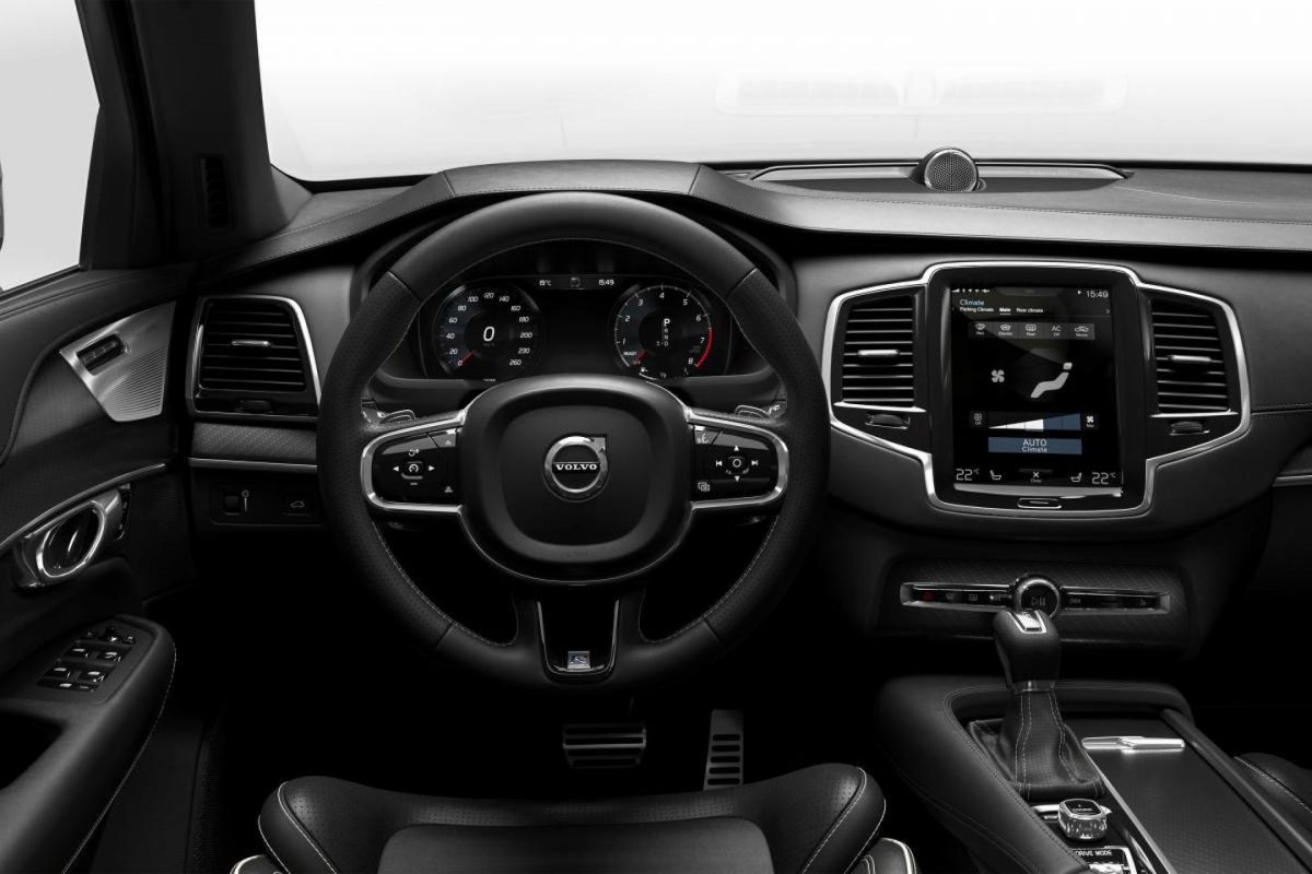VOLVO
