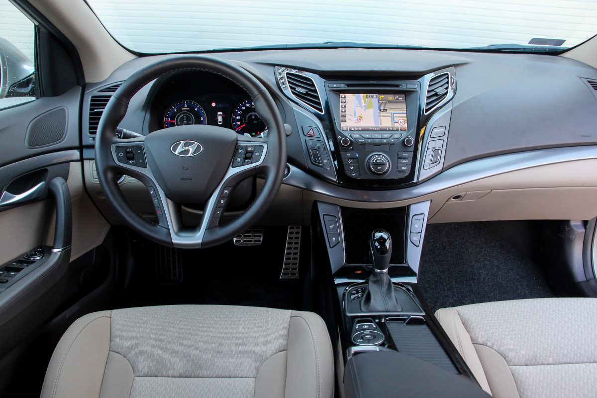 HYUNDAI I40