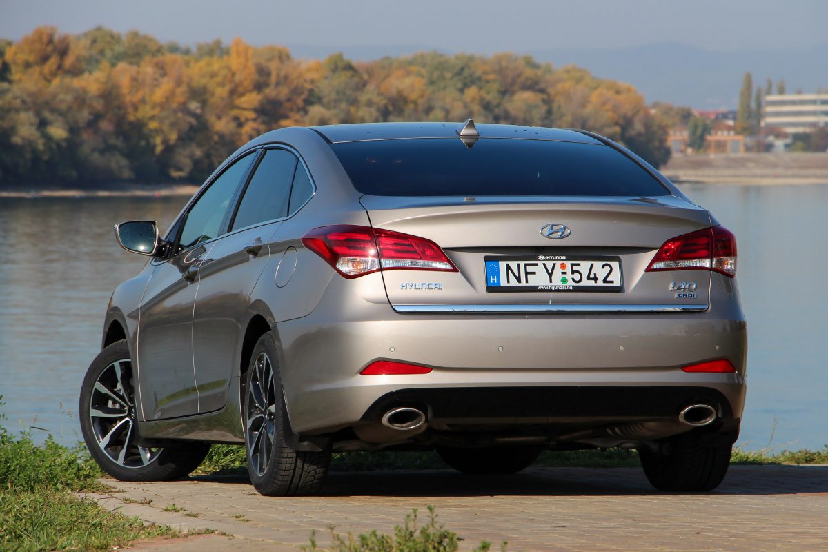 HYUNDAI I40