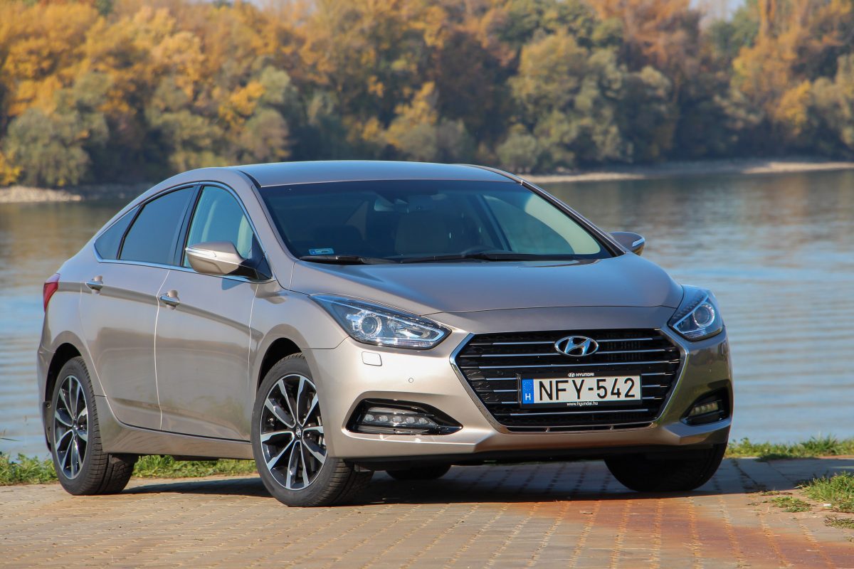 HYUNDAI I40