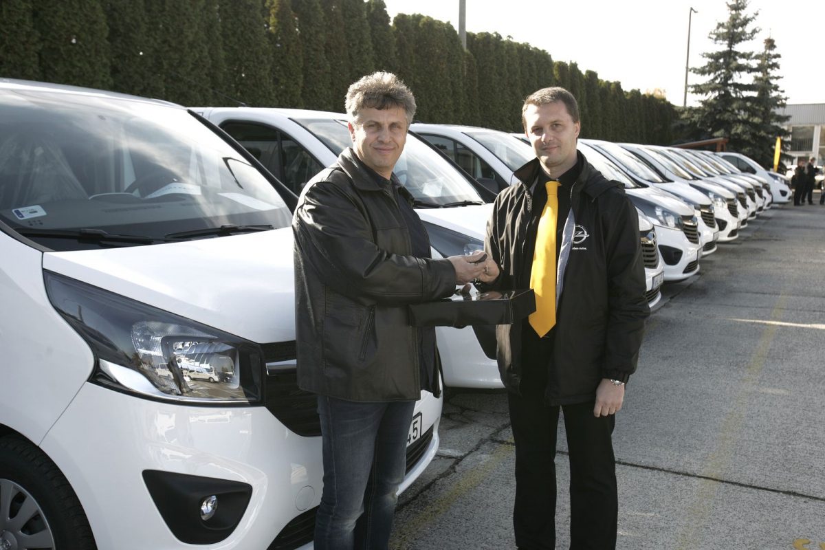 OPEL VIVARO