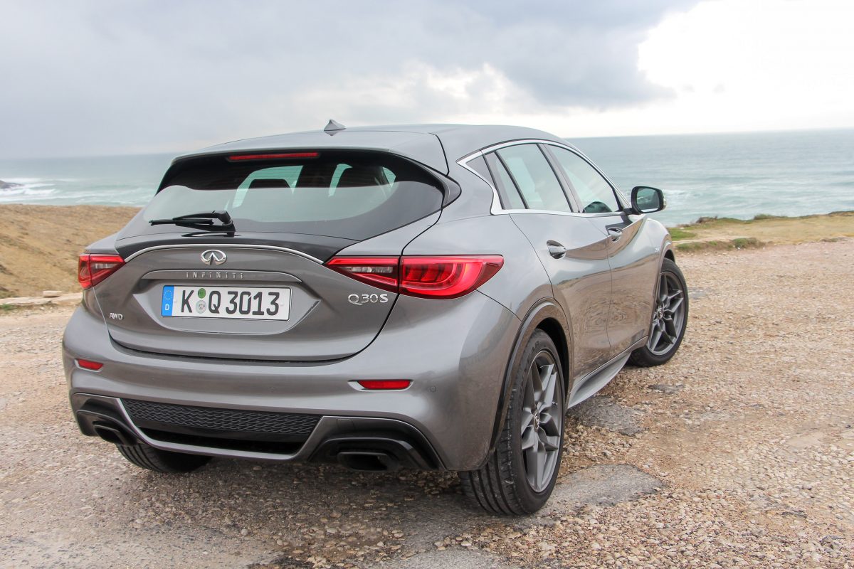INFINITI