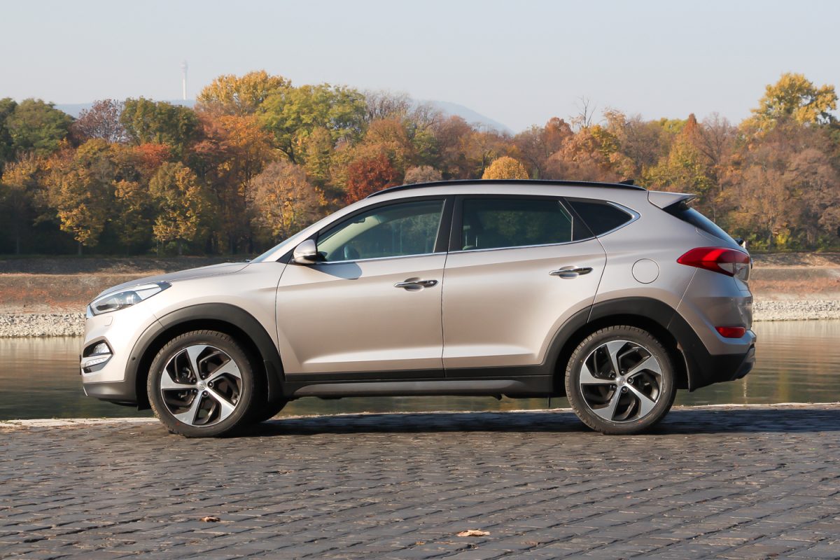 HYUNDAI