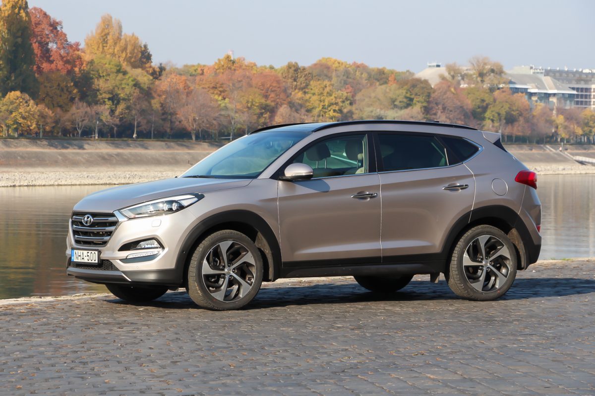 HYUNDAI
