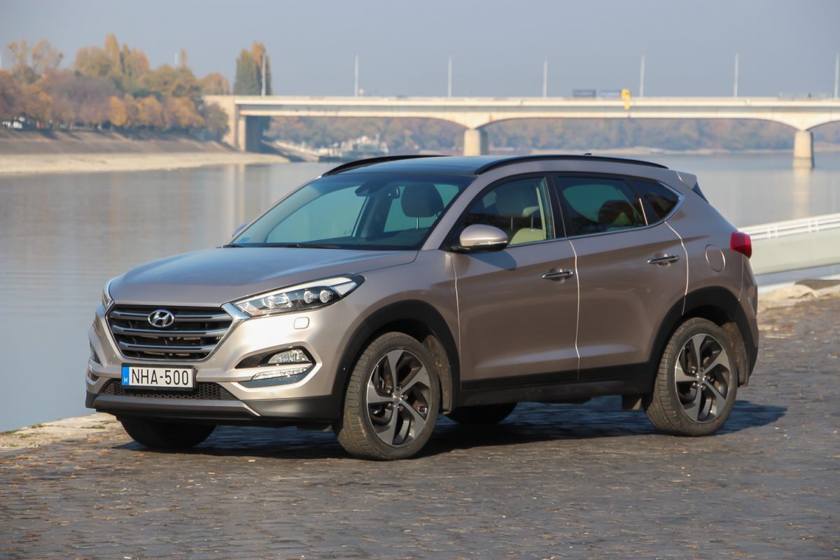 HYUNDAI