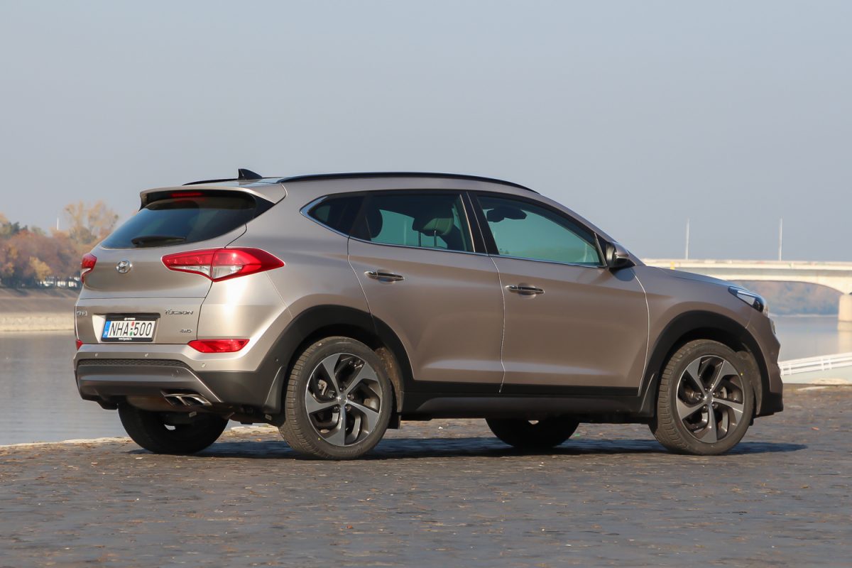 HYUNDAI