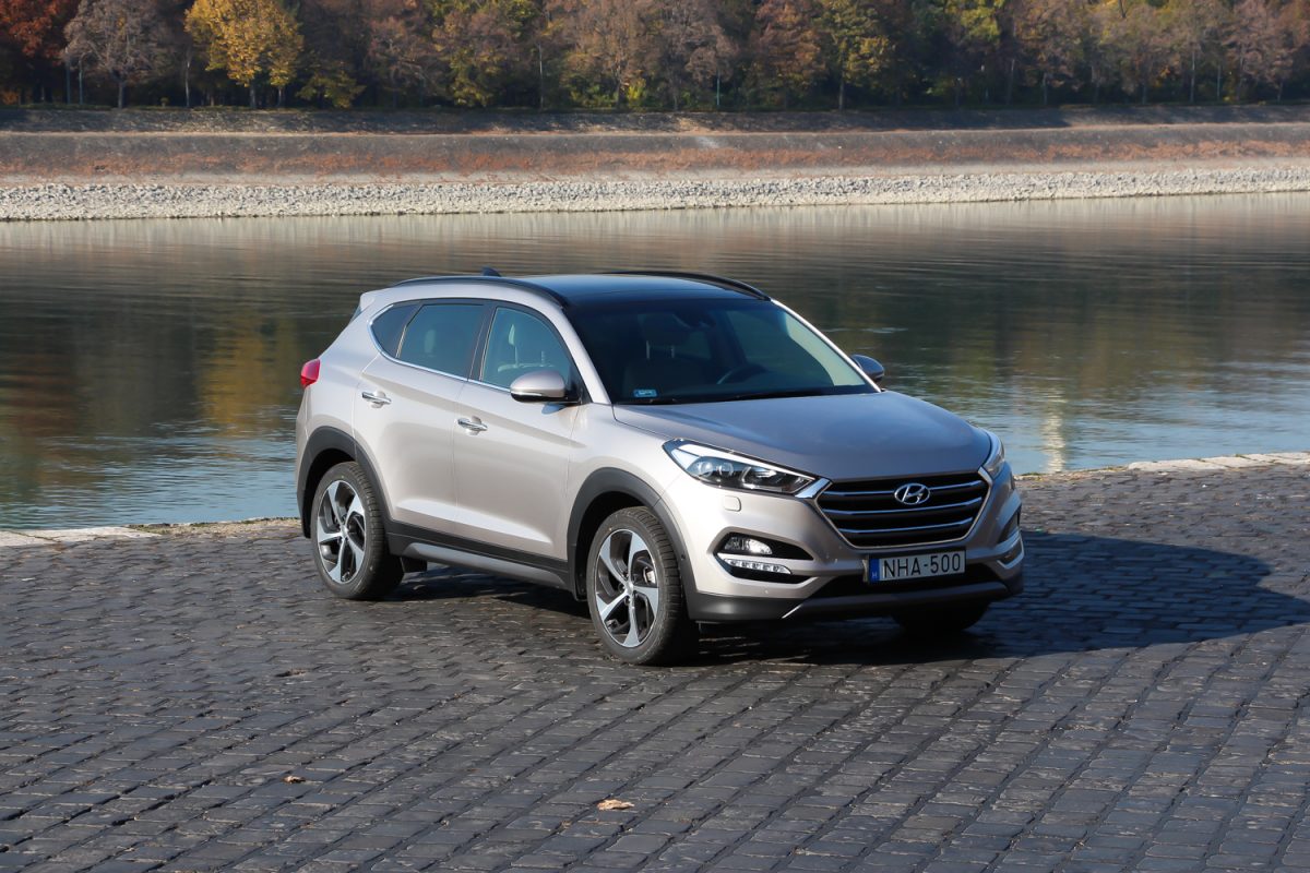HYUNDAI