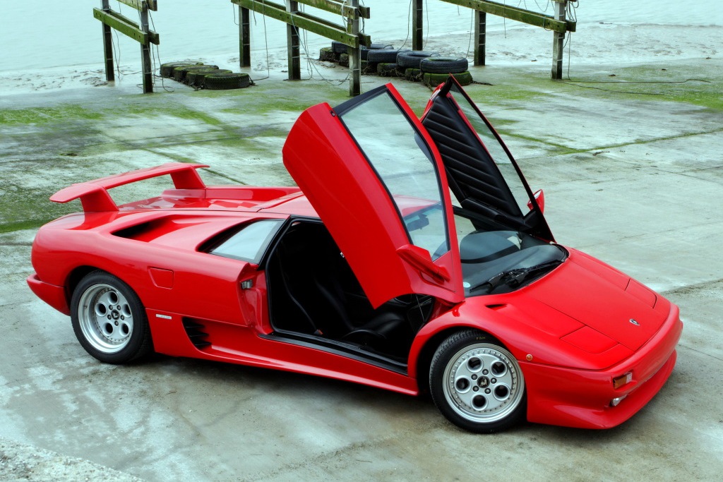 LAMBORGHINI