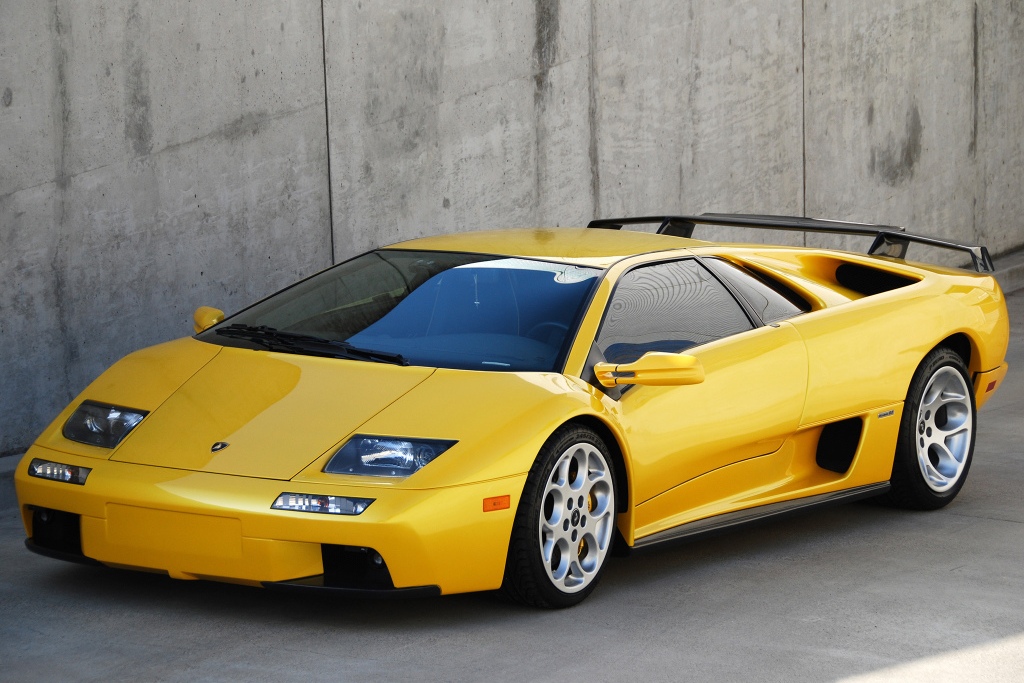 LAMBORGHINI