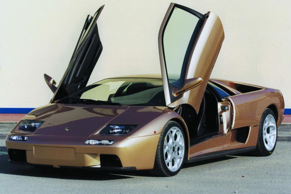 LAMBORGHINI