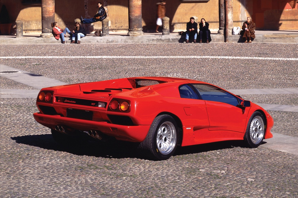 LAMBORGHINI