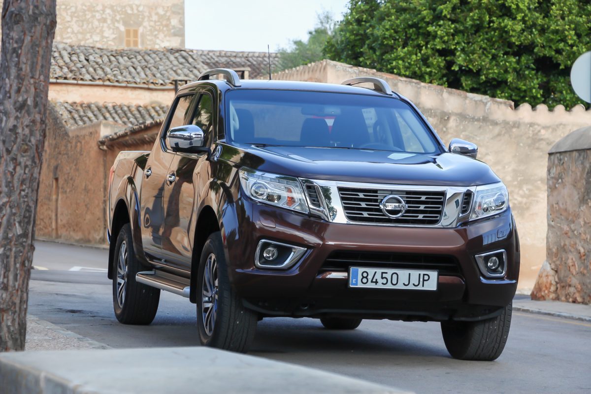 NISSAN