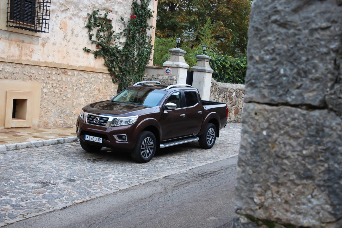 NISSAN