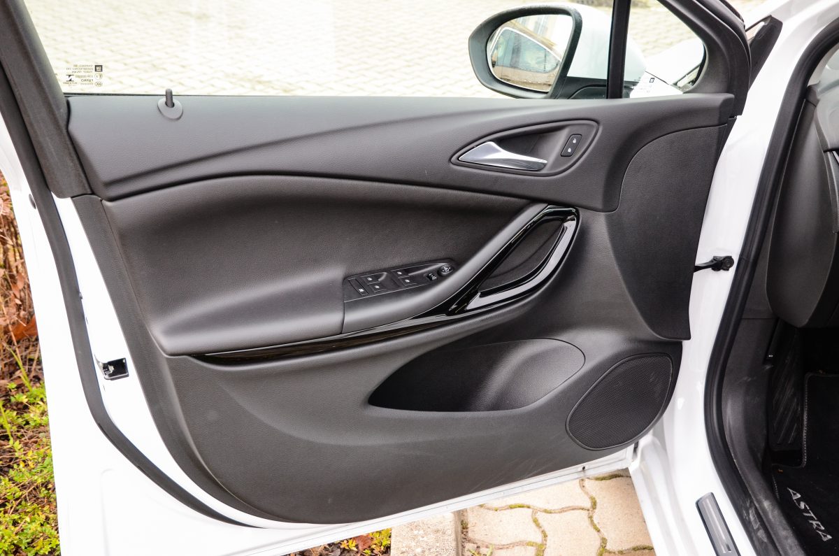 OPEL ASTRA