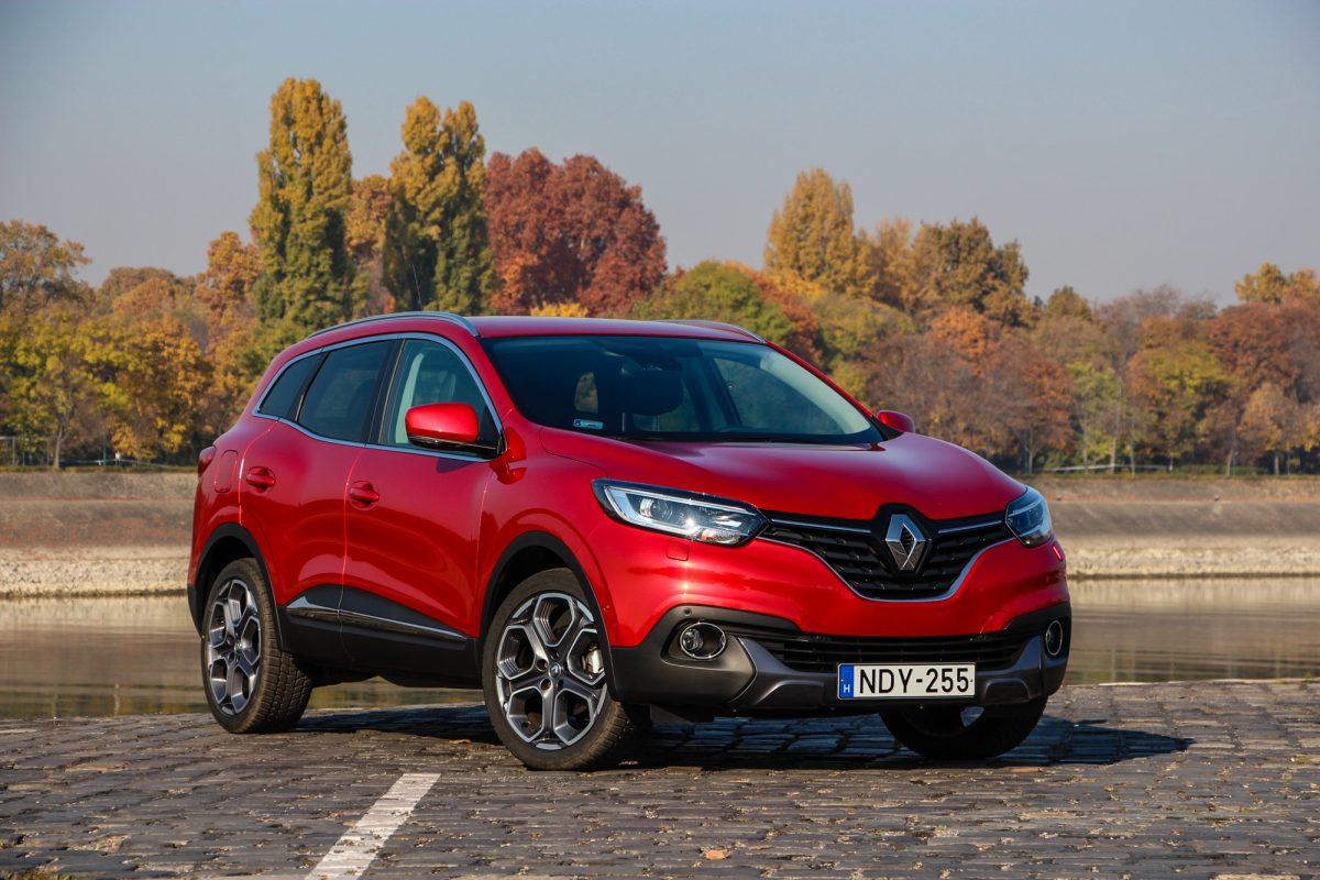 RENAULT