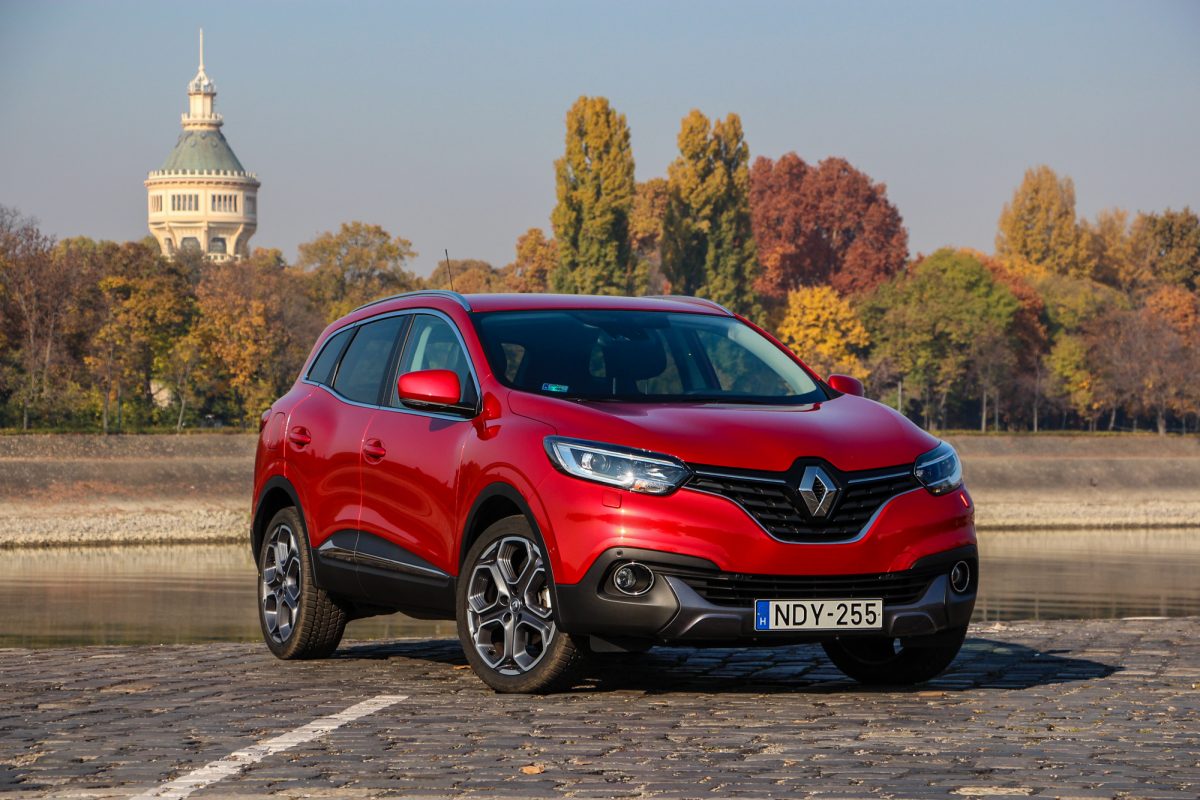 RENAULT
